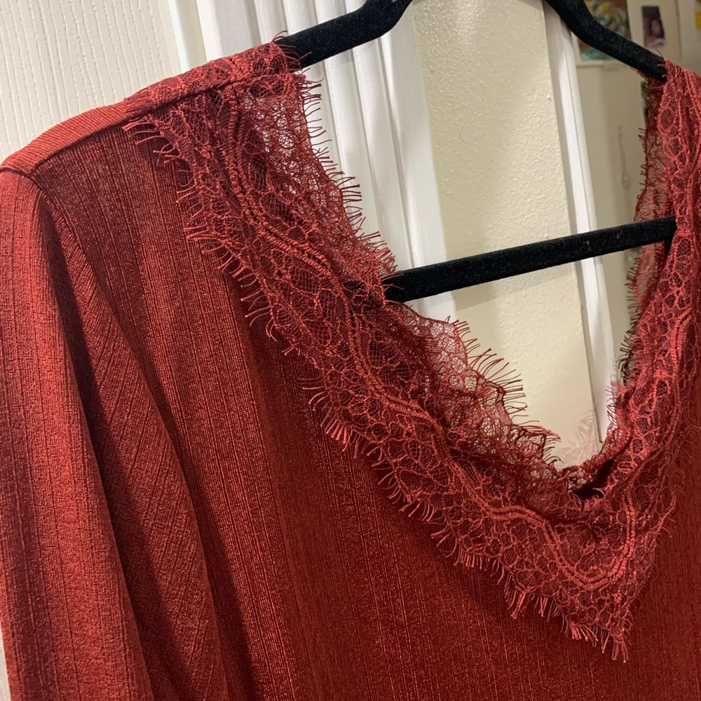 Maroon lace longsleeve
